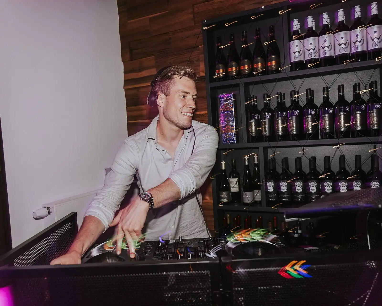 Weihnachtsfeier – DJ Jonas