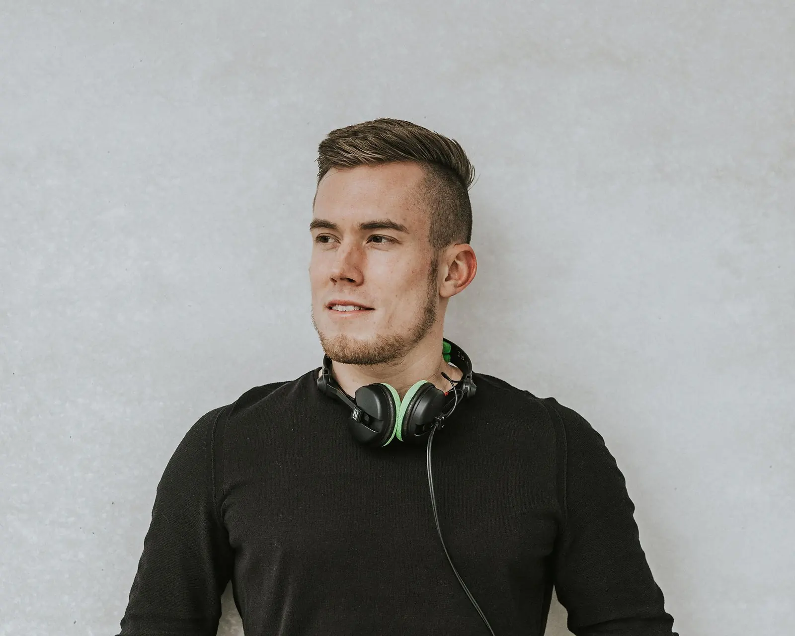 Kontakt – DJ Jonas