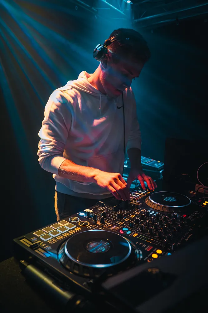 Club night, Frankfurt – DJ Jonas