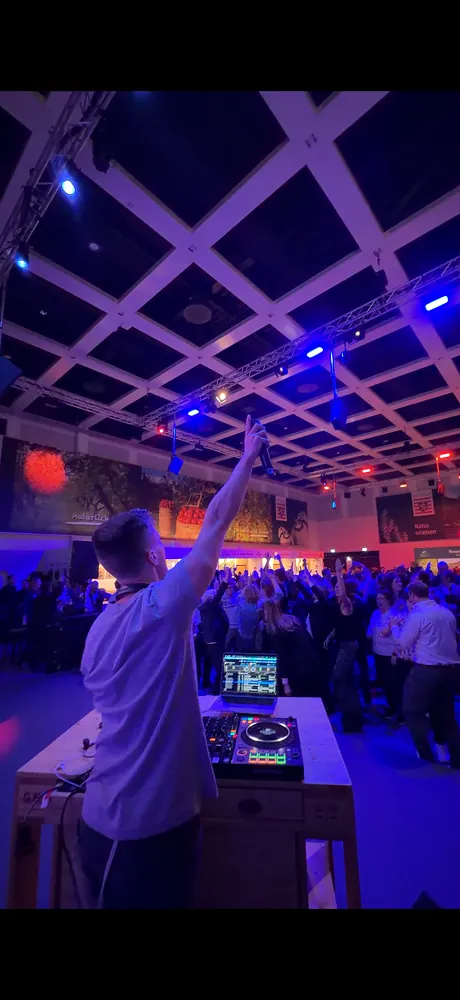 Trade fair evening – DJ Jonas